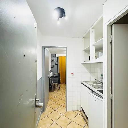 Ngoma Immobilier N19 Proche Gare Apartment *