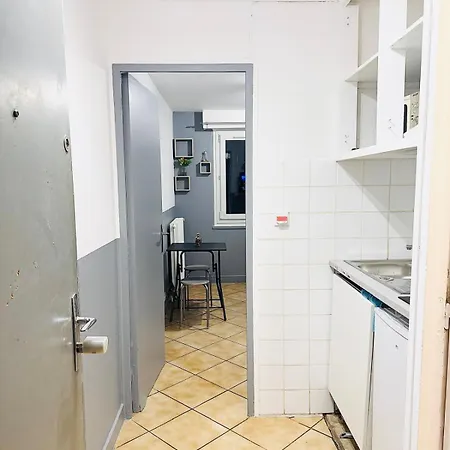 Ngoma Immobilier N19 Proche Gare Apartment